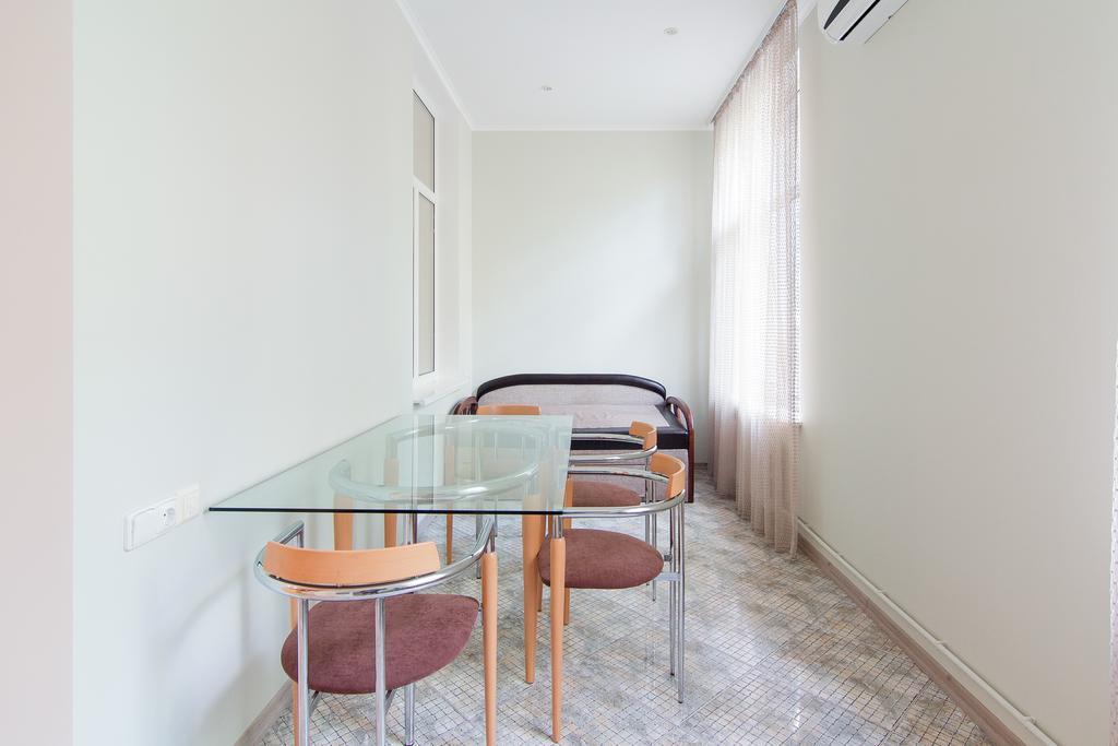 Best Apartments On St. Rishelievskaya 7 オデッサ エクステリア 写真